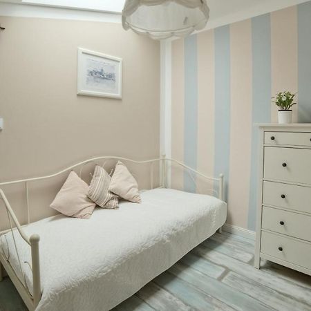 Urban Nest Apartments Bon 5 Krakow Exterior photo